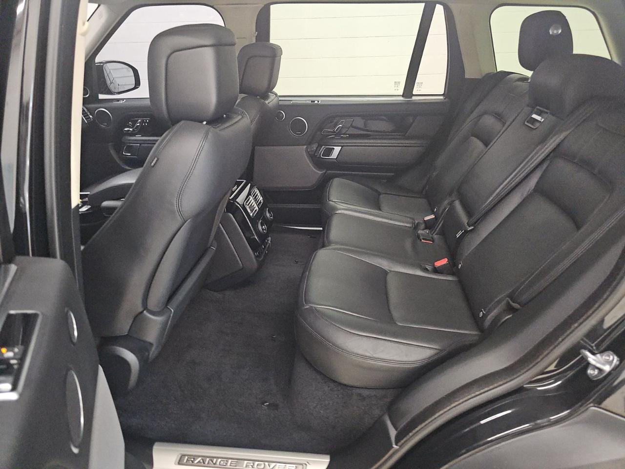 Land Rover Range Rover P525 HSE Westminster LWB 2021