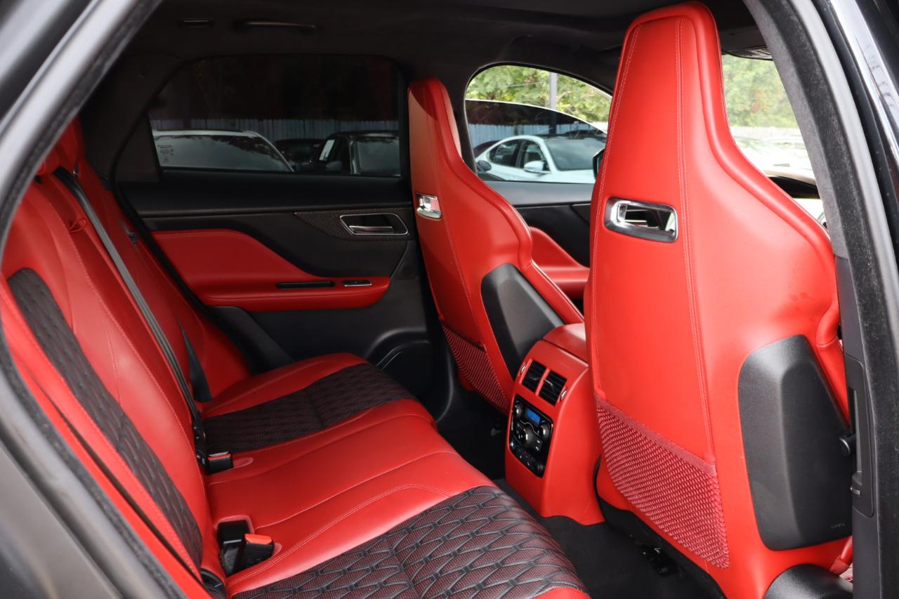 Jaguar F-Pace  2020