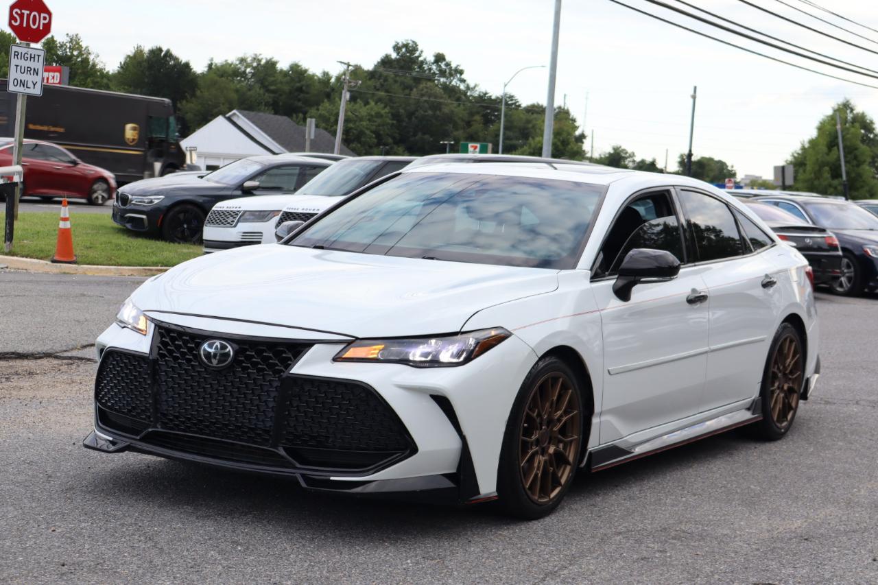 Toyota Avalon  2020