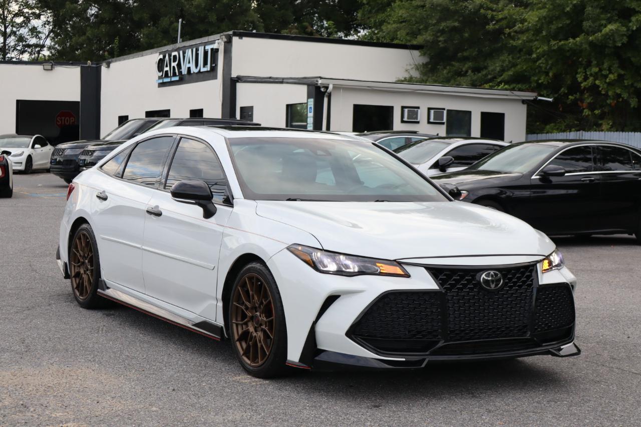 Toyota Avalon  2020