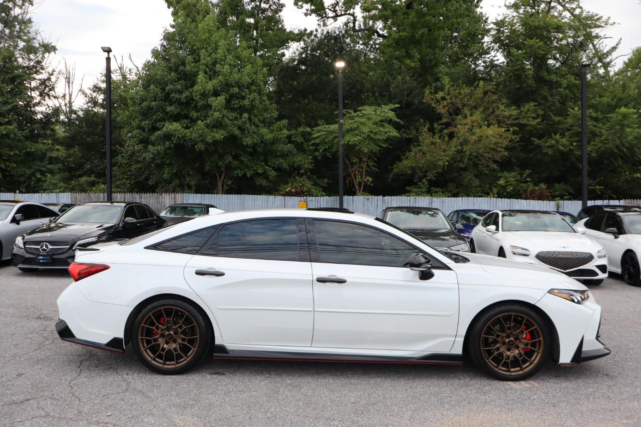 Toyota Avalon  2020