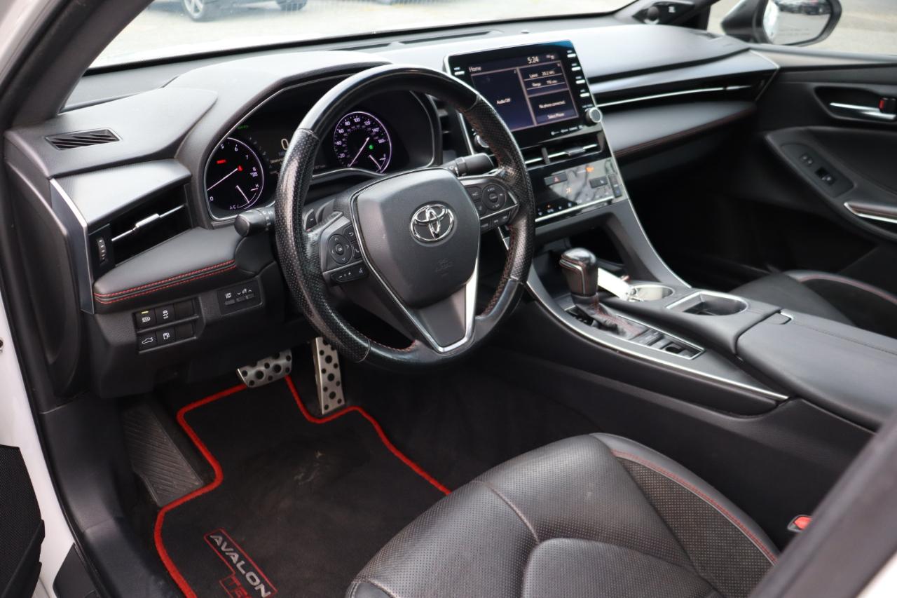 Toyota Avalon  2020
