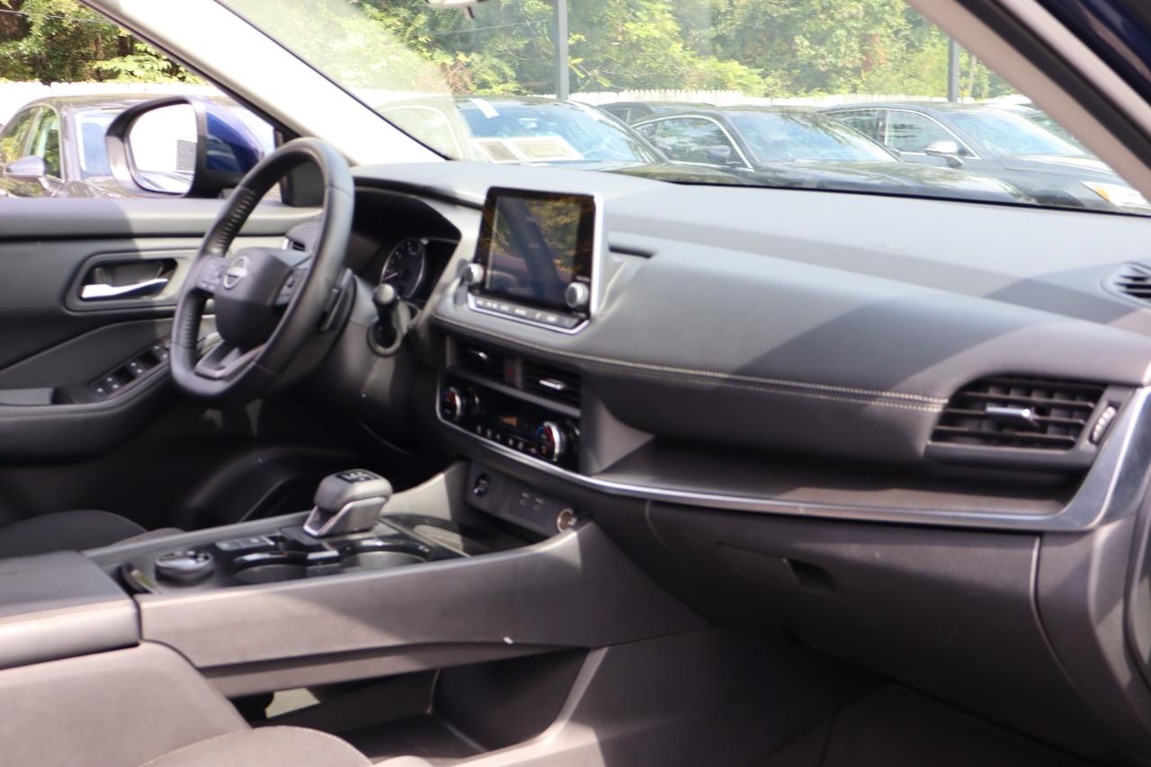 Nissan Rogue SV 4D SUV AWD 2025
