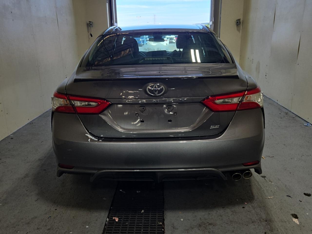 Toyota Camry  2018
