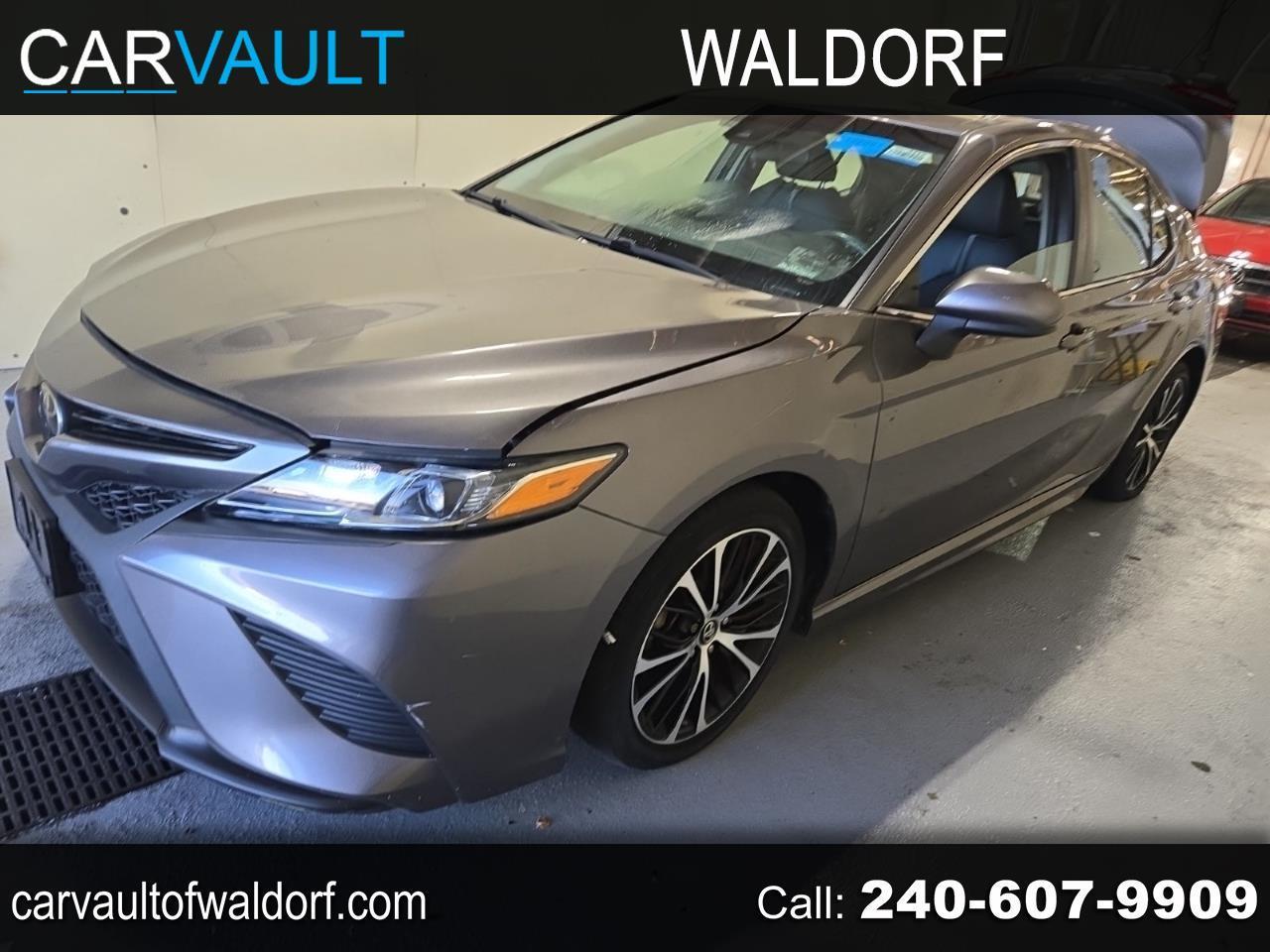 Toyota Camry  2018