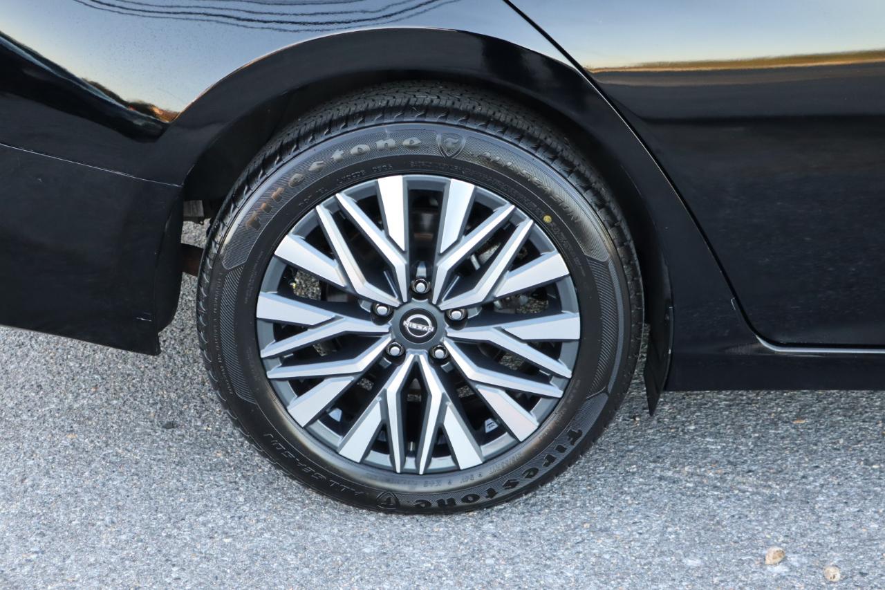 Nissan Altima  2025