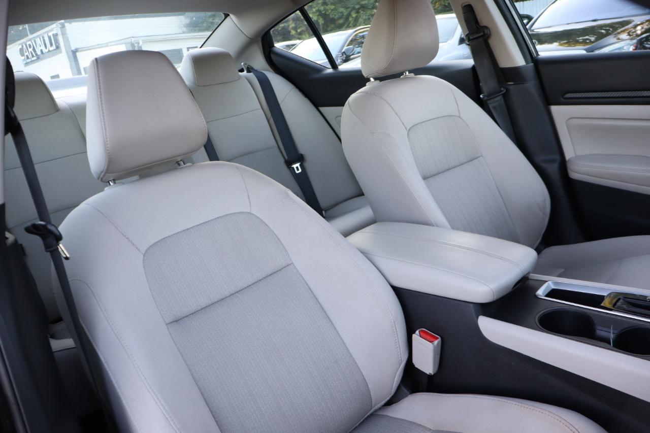 Nissan Altima  2025