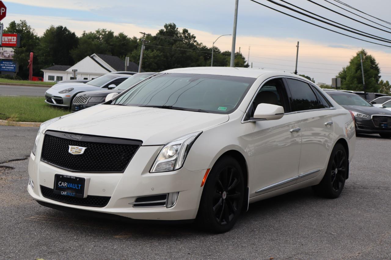 Cadillac XTS  2013