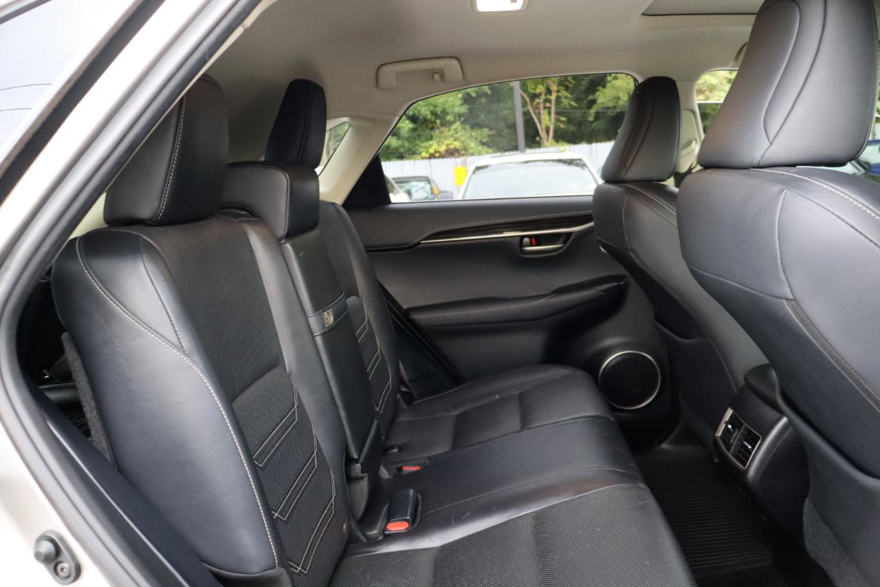 Lexus NX 200t  2017