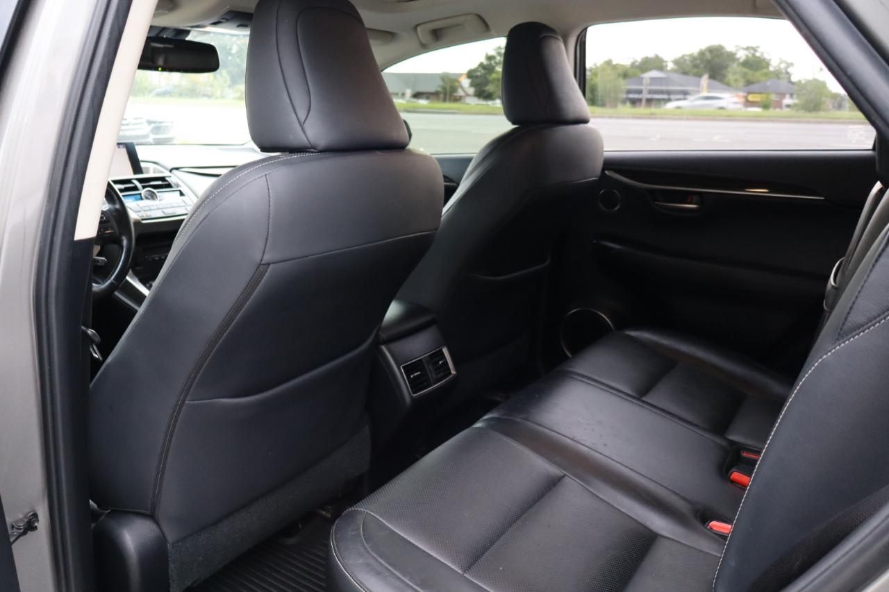 Lexus NX 200t  2017