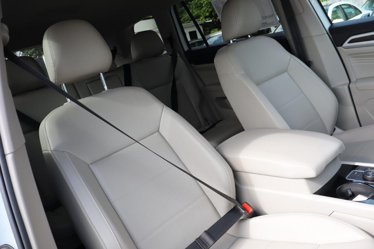 2022 Volkswagen Atlas SE w/Tech - Photo 20