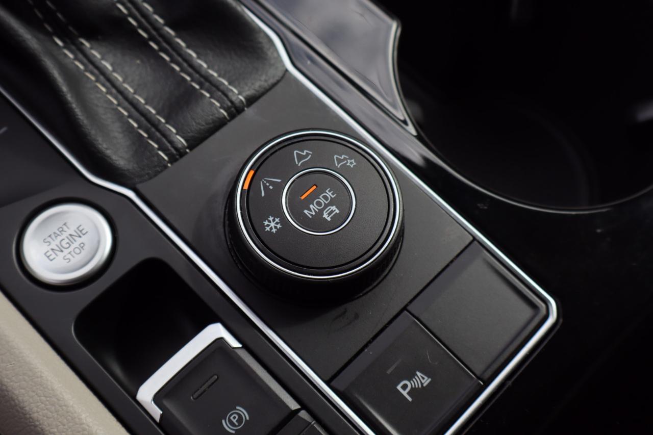 2022 Volkswagen Atlas SE w/Tech - Photo 30