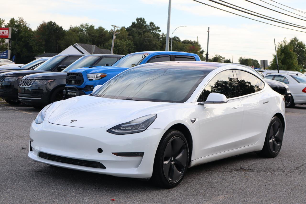 Tesla Model 3  2018