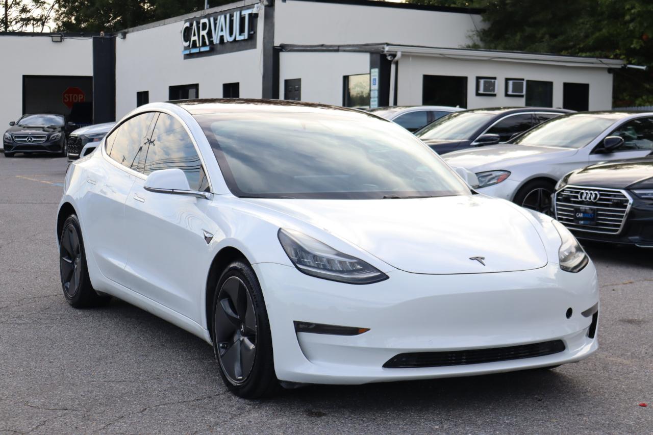 Tesla Model 3  2018