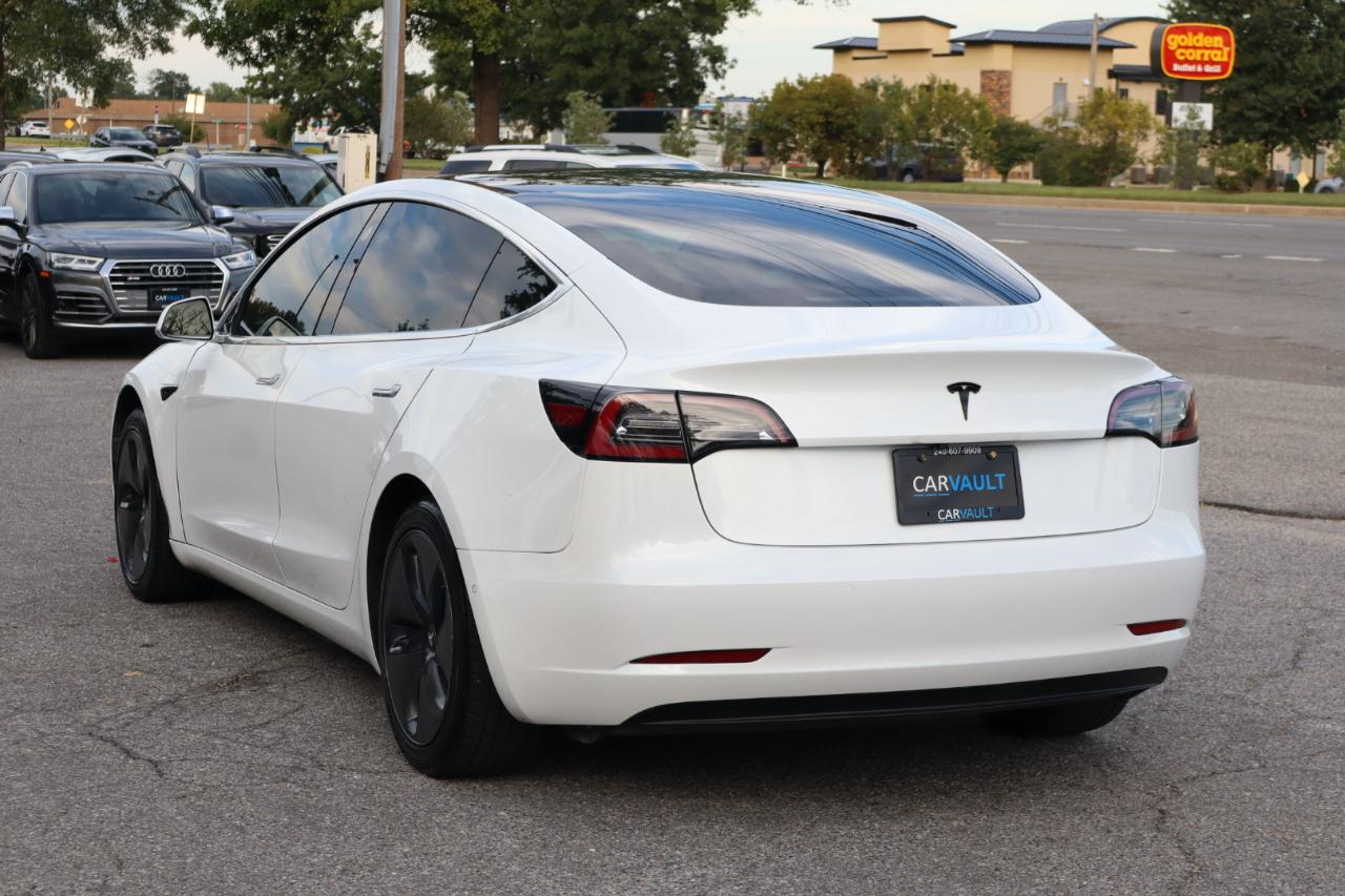 Tesla Model 3  2018