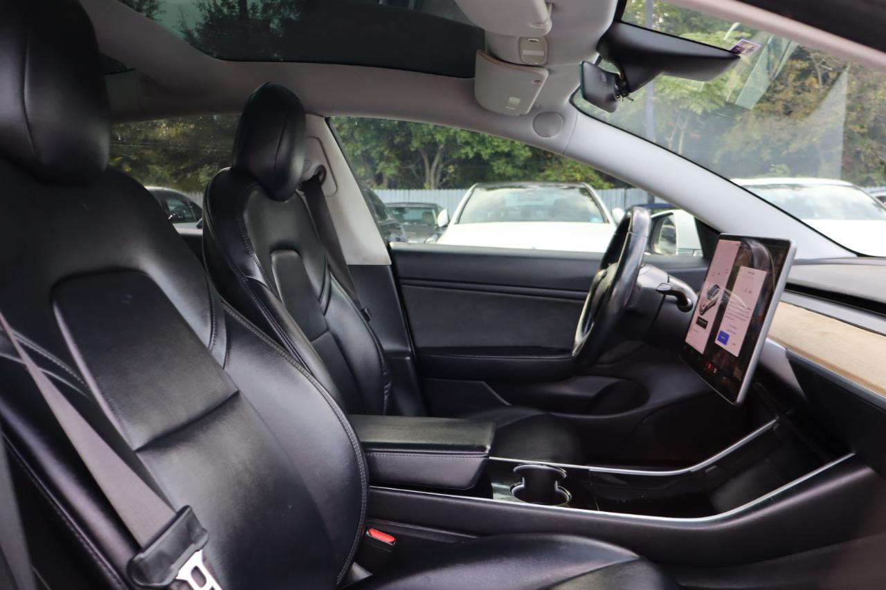 Tesla Model 3  2018