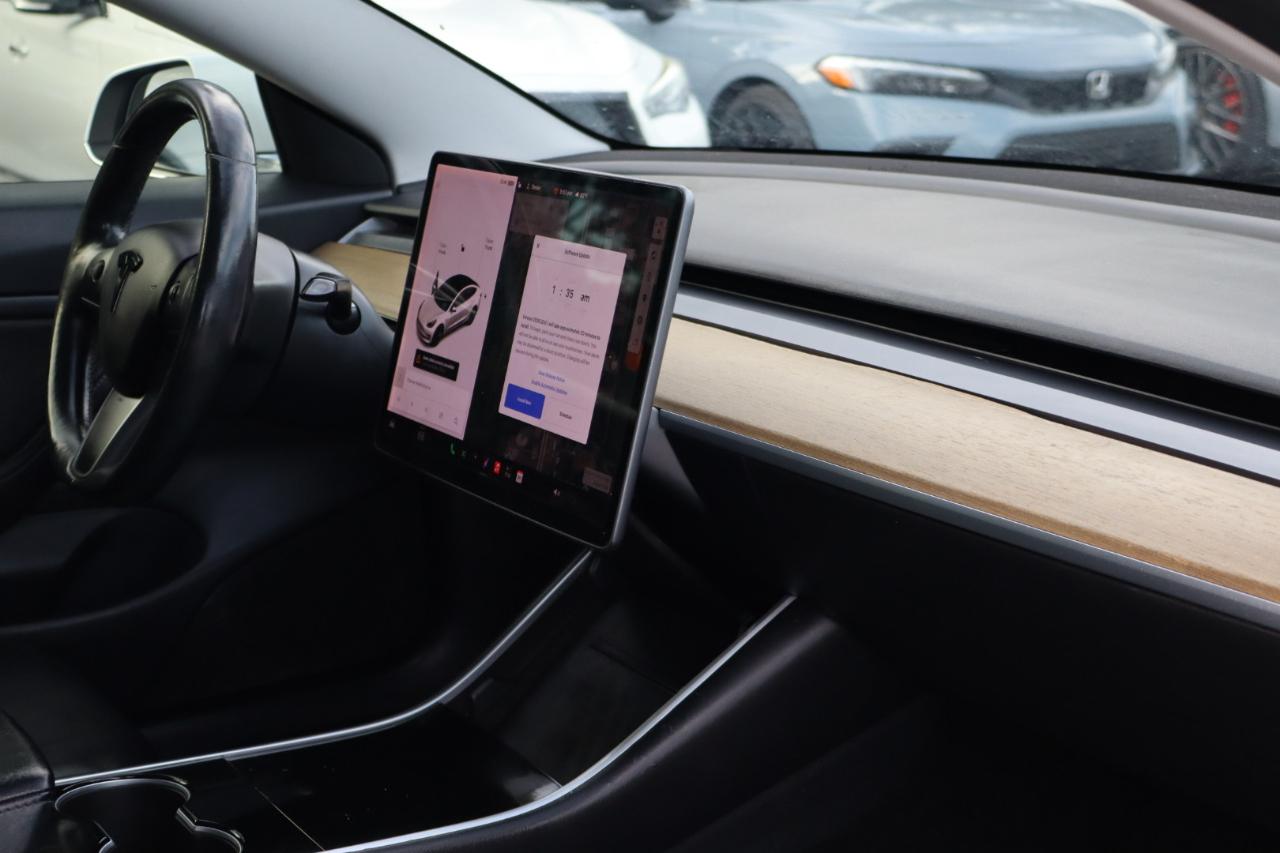 Tesla Model 3  2018