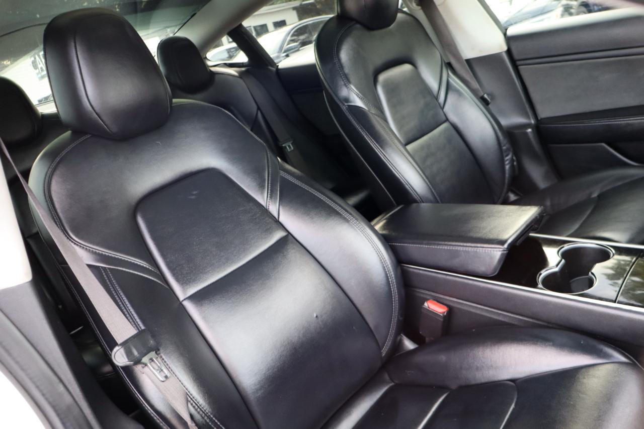 Tesla Model 3  2018