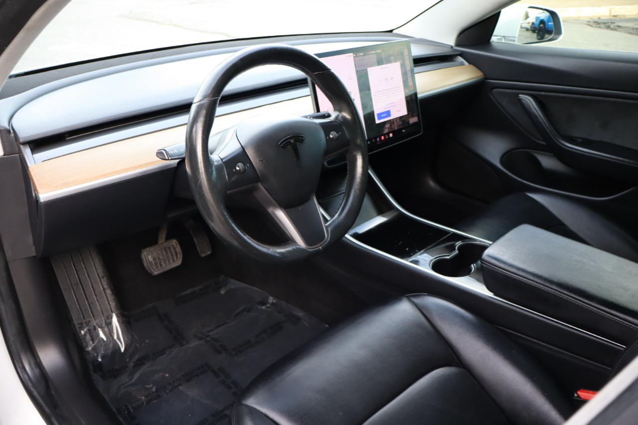 Tesla Model 3  2018