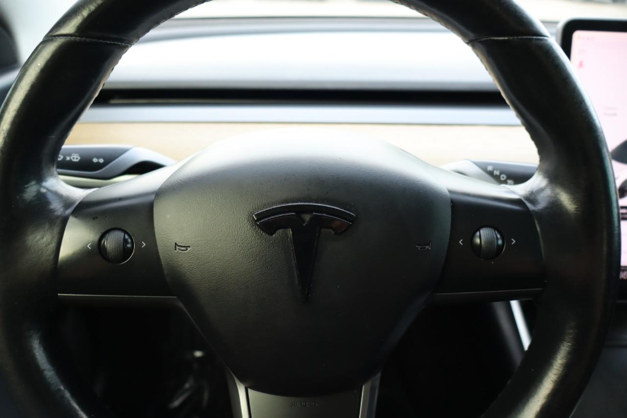 Tesla Model 3  2018