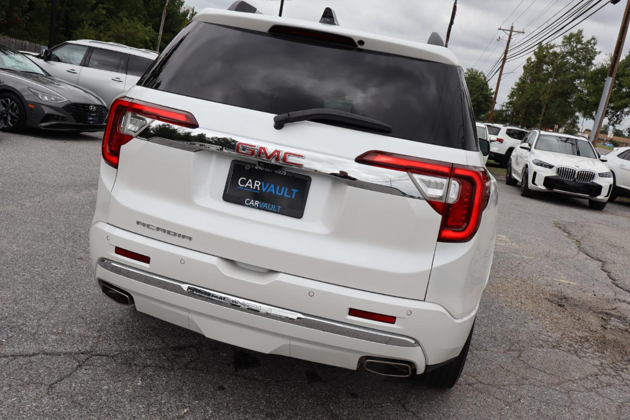 GMC Acadia  2021
