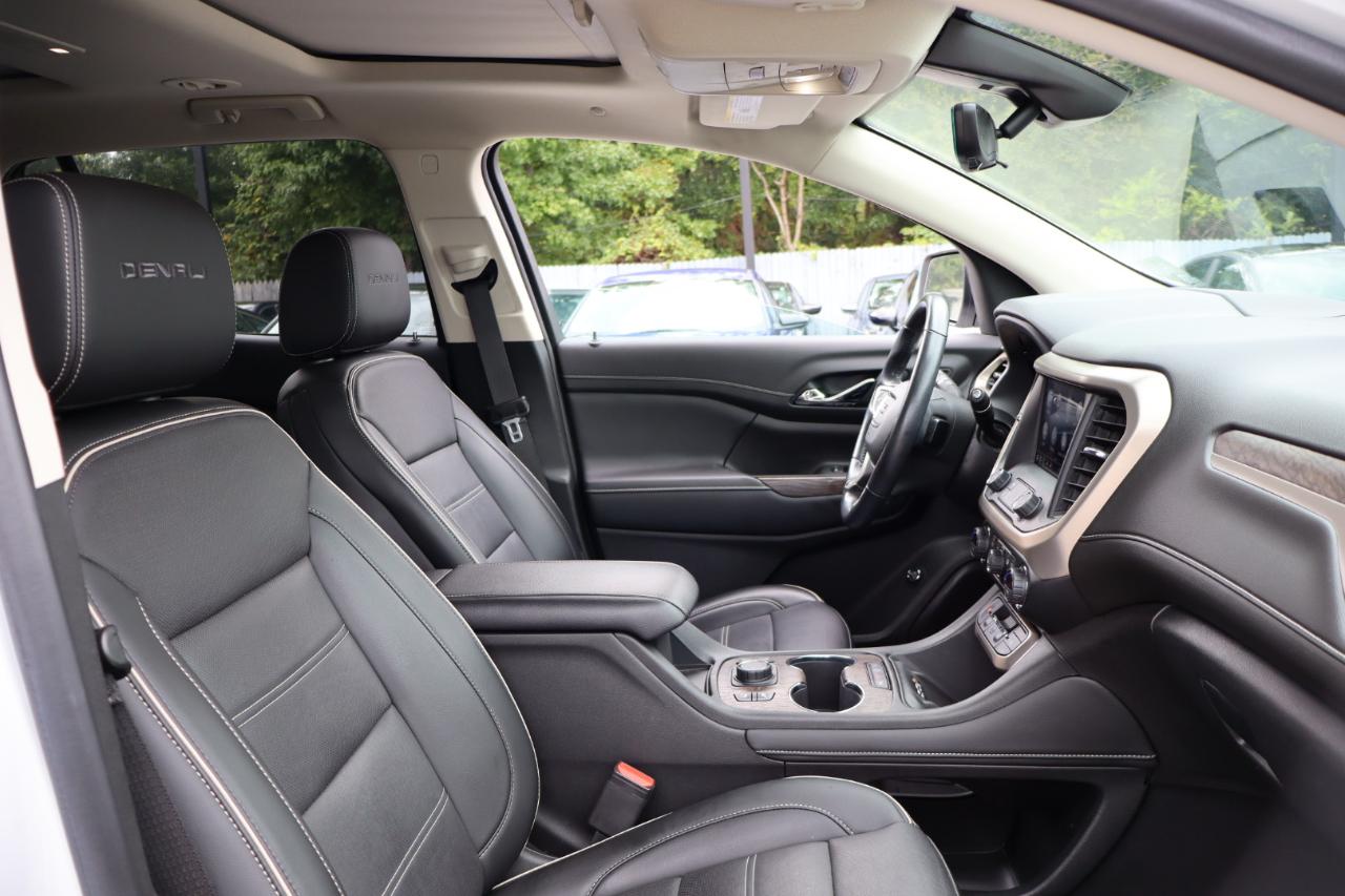 GMC Acadia  2021
