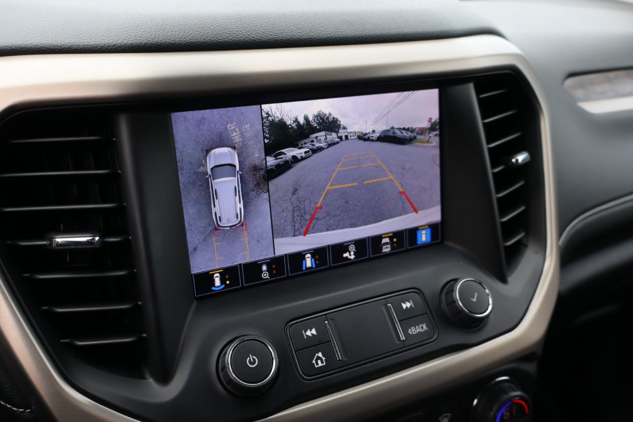 GMC Acadia  2021
