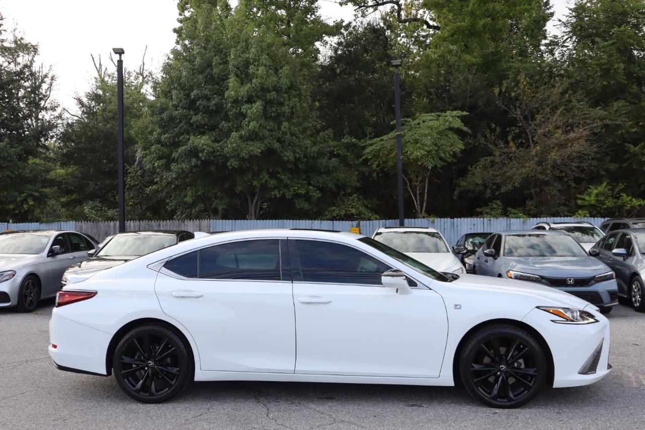 Lexus ES 350  2022