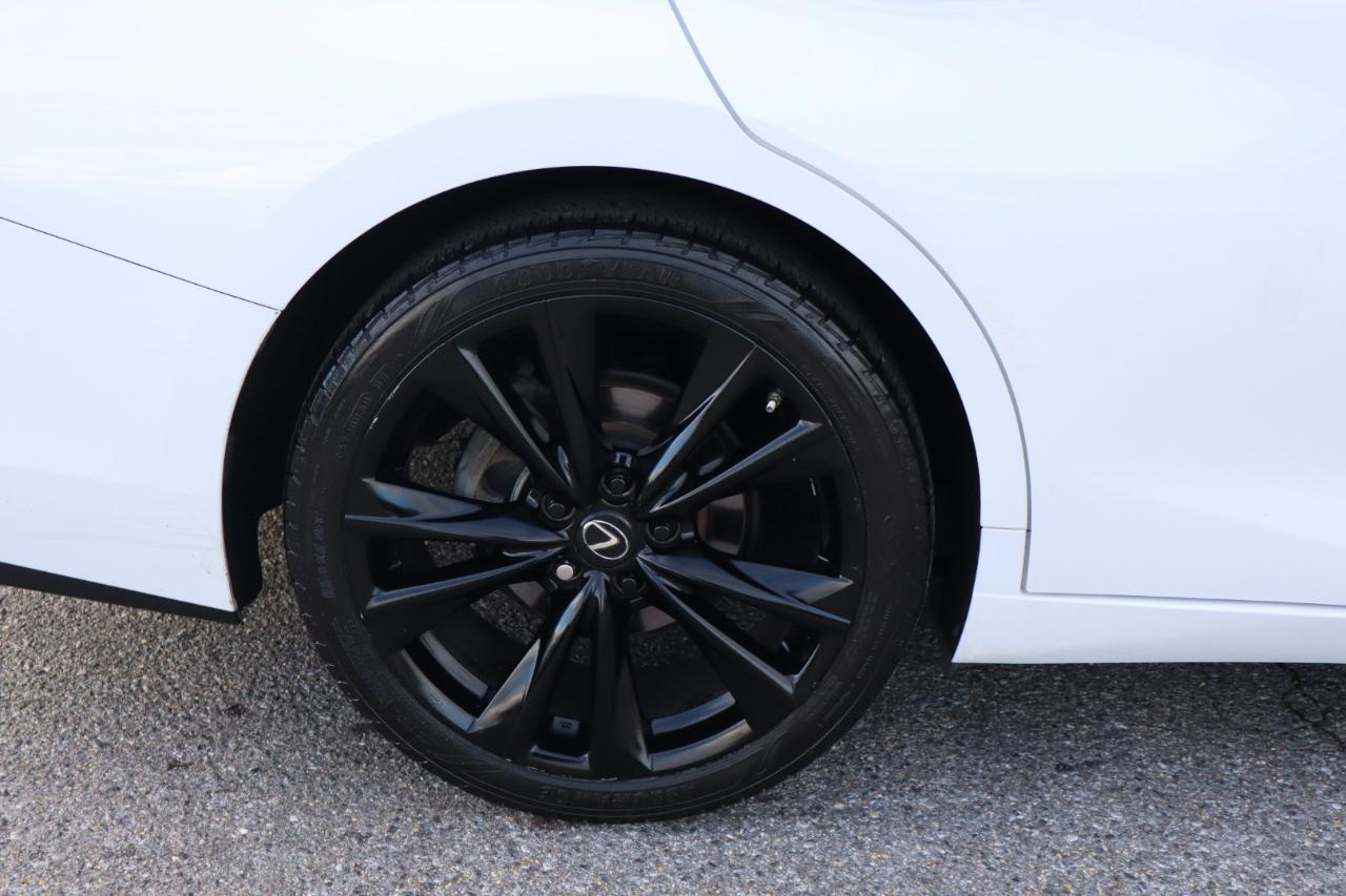 Lexus ES 350  2022