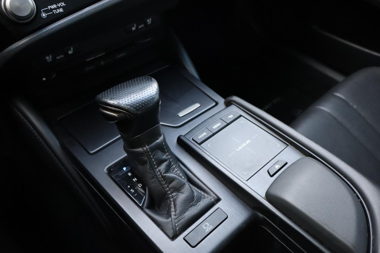 Lexus ES 350  2022