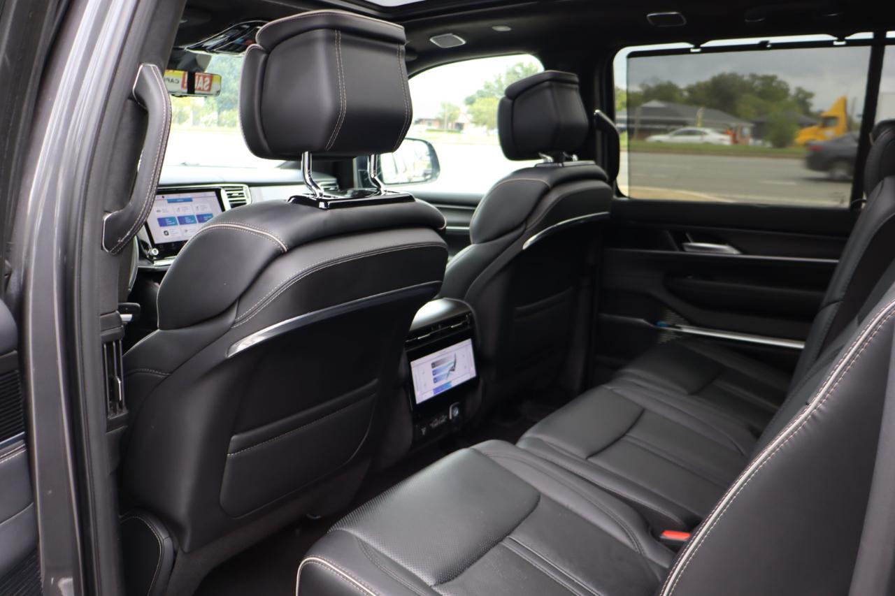 Jeep Grand Wagoneer L Series II Obsidian 4x4 2024