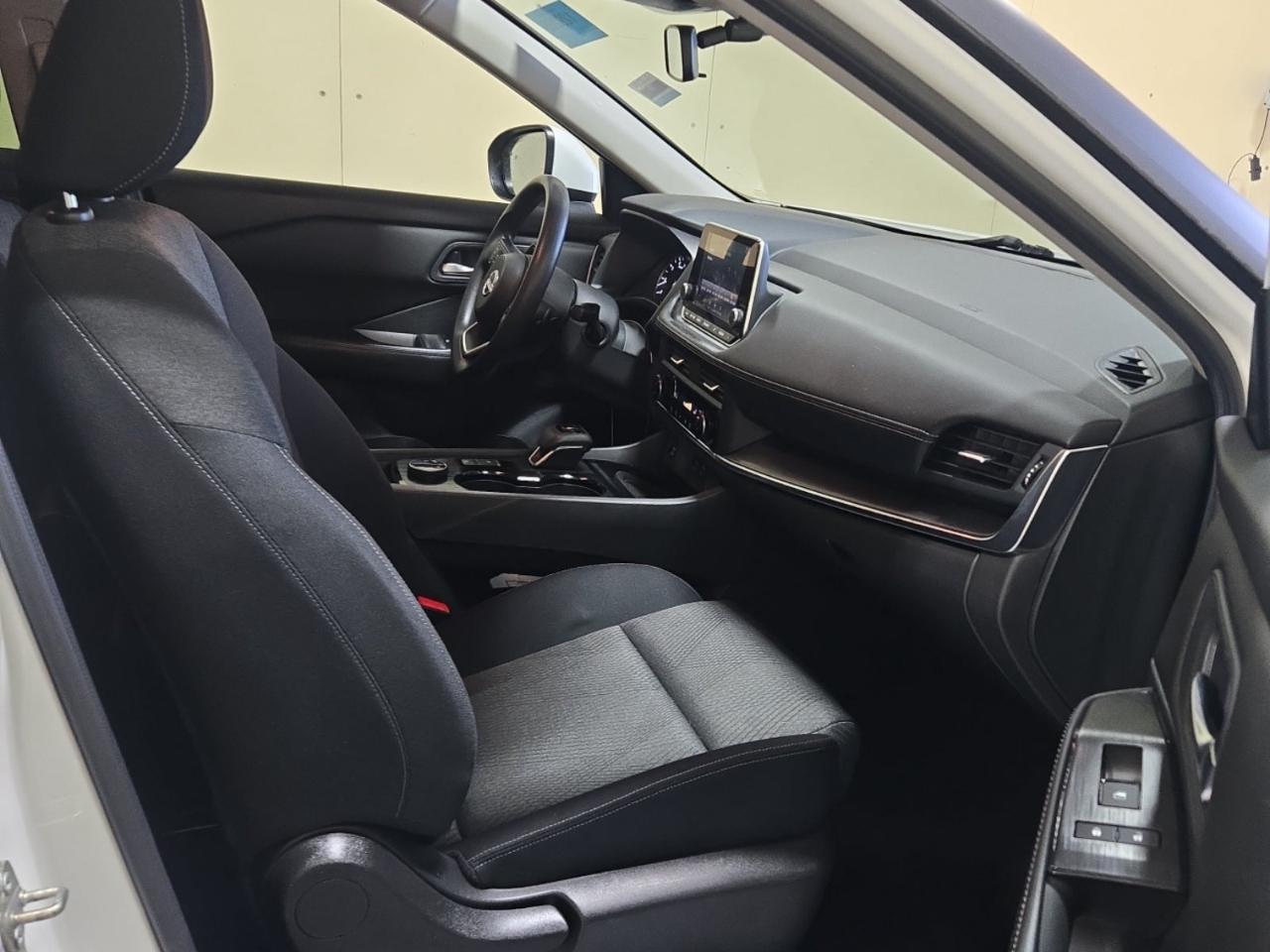 Nissan Rogue SV 4D SUV AWD 2024