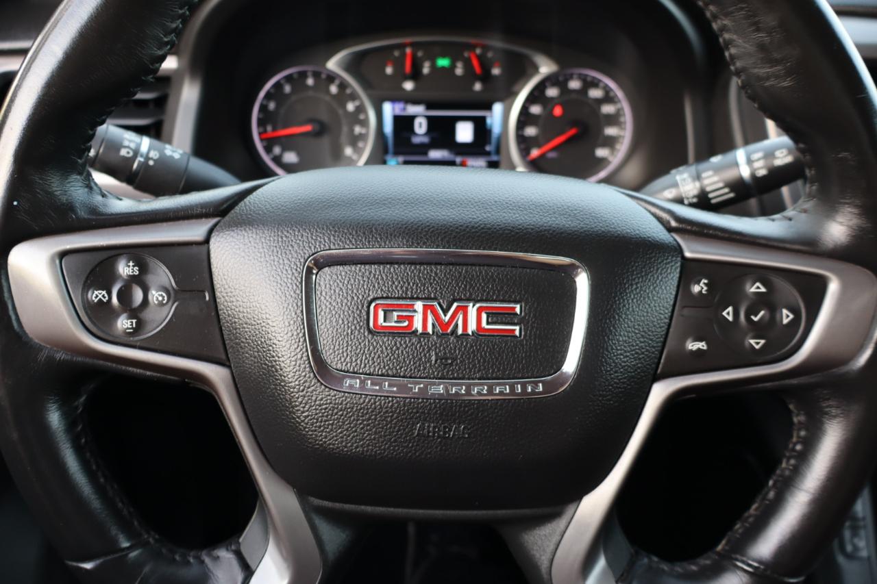 GMC Acadia photo 20