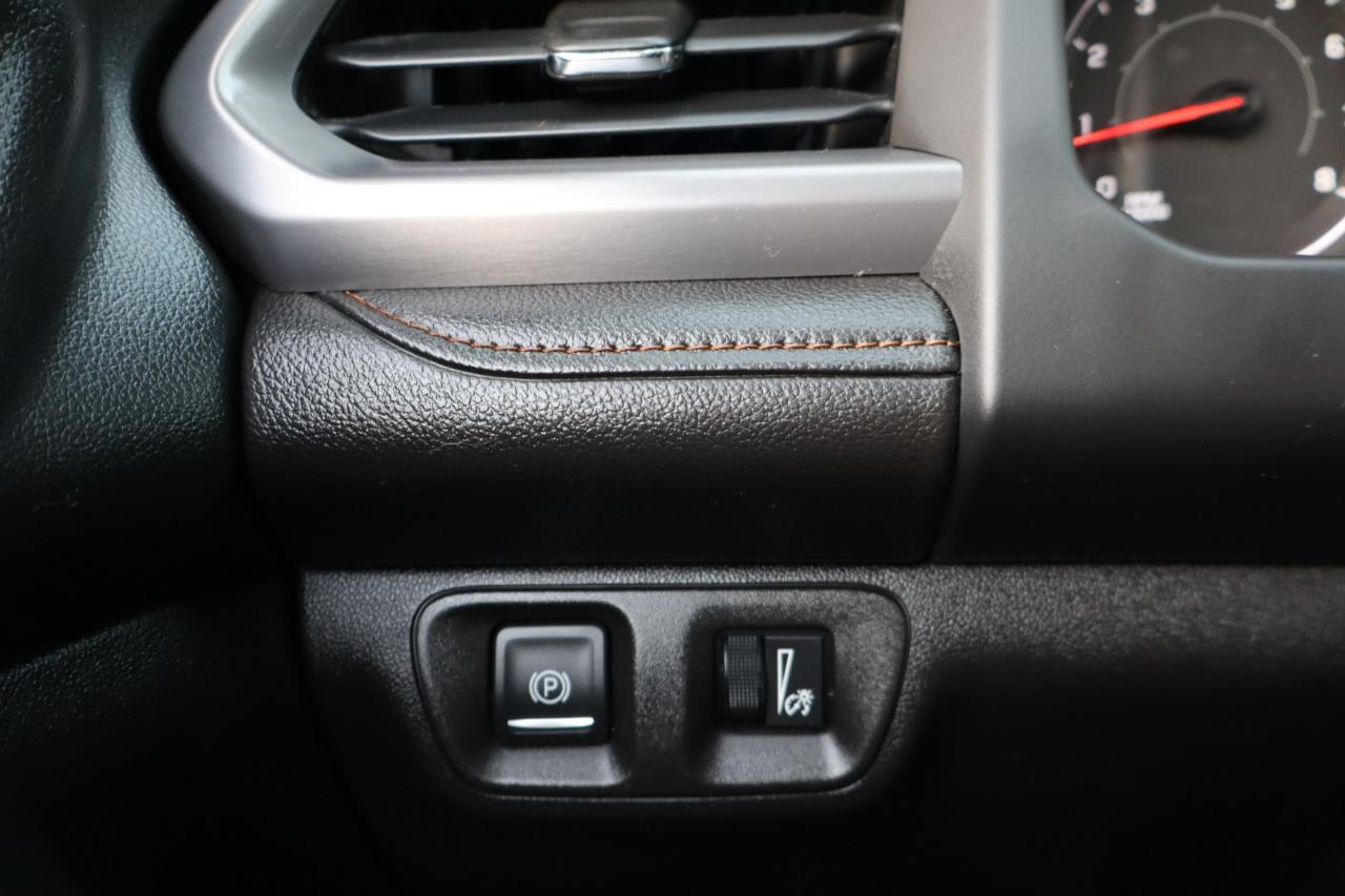 GMC Acadia photo 21