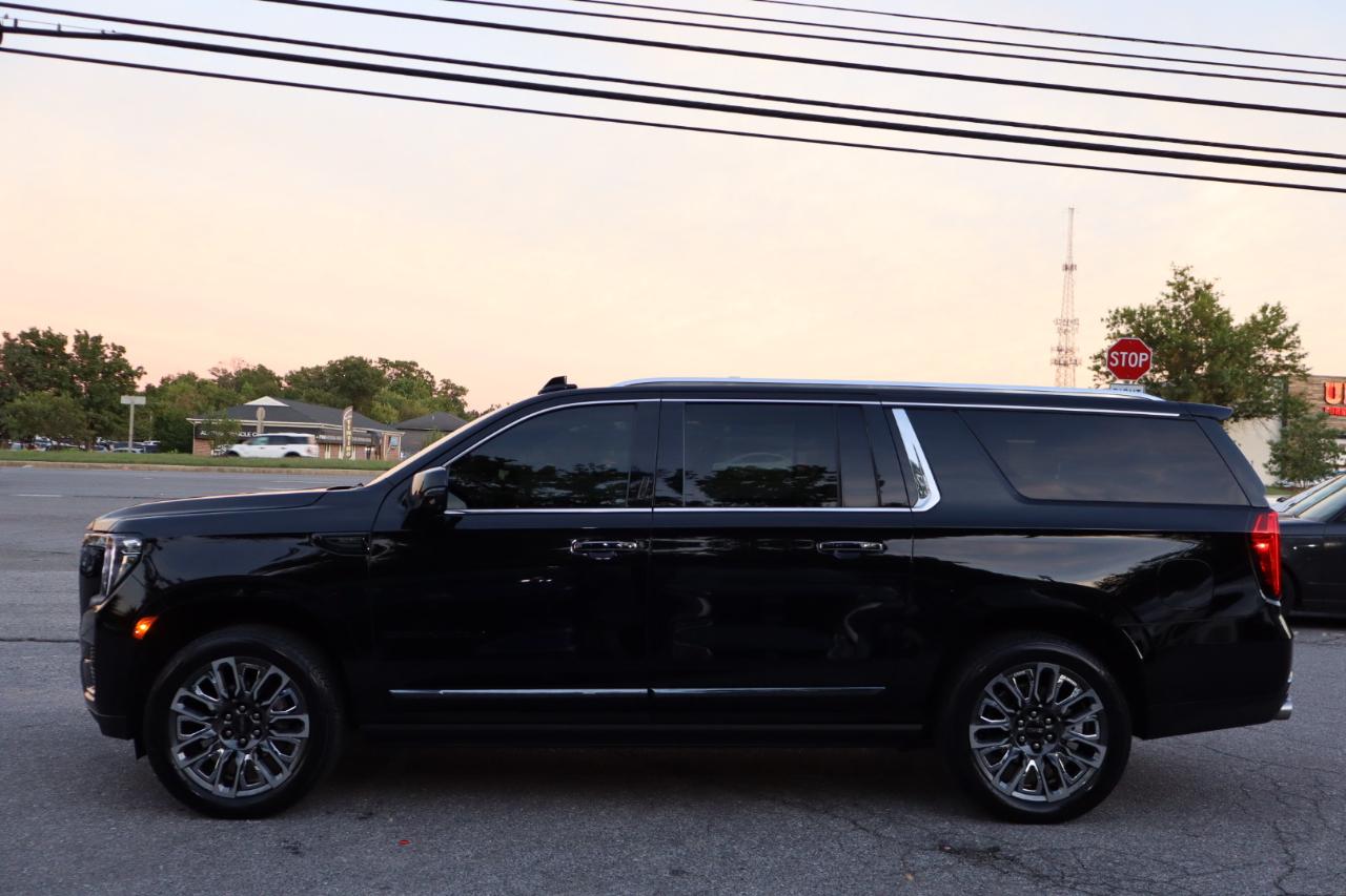 GMC Yukon XL 4WD 4dr Denali Ultimate 2023