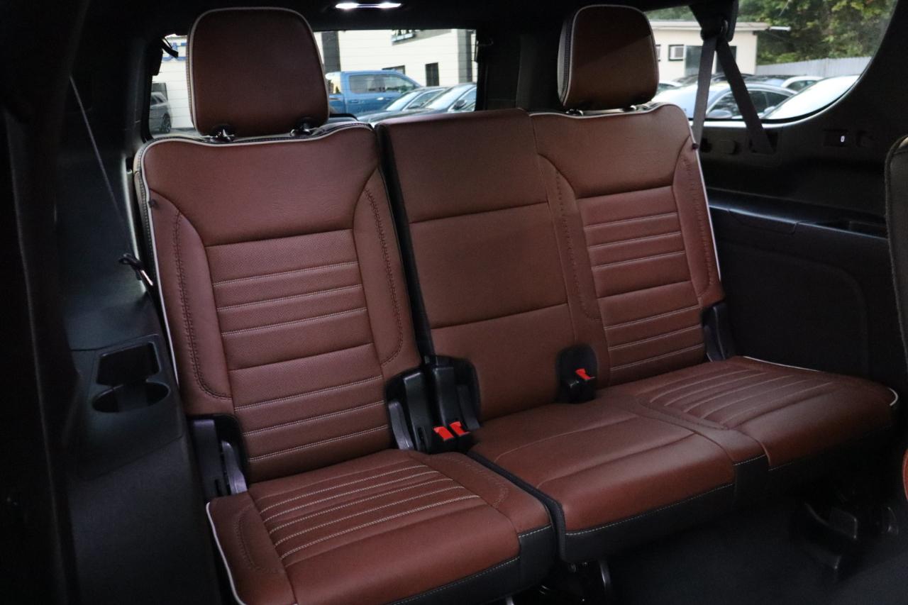 GMC Yukon XL 4WD 4dr Denali Ultimate 2023