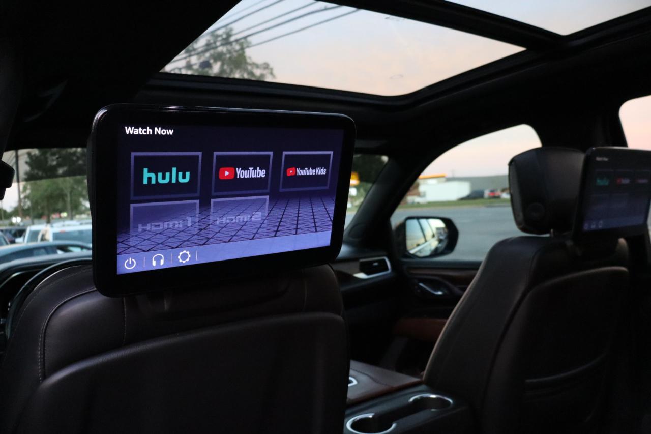 GMC Yukon XL 4WD 4dr Denali Ultimate 2023