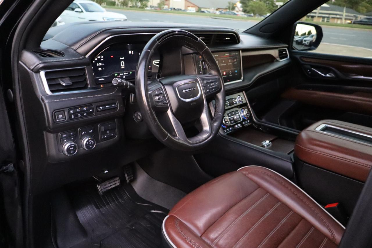 GMC Yukon XL 4WD 4dr Denali Ultimate 2023