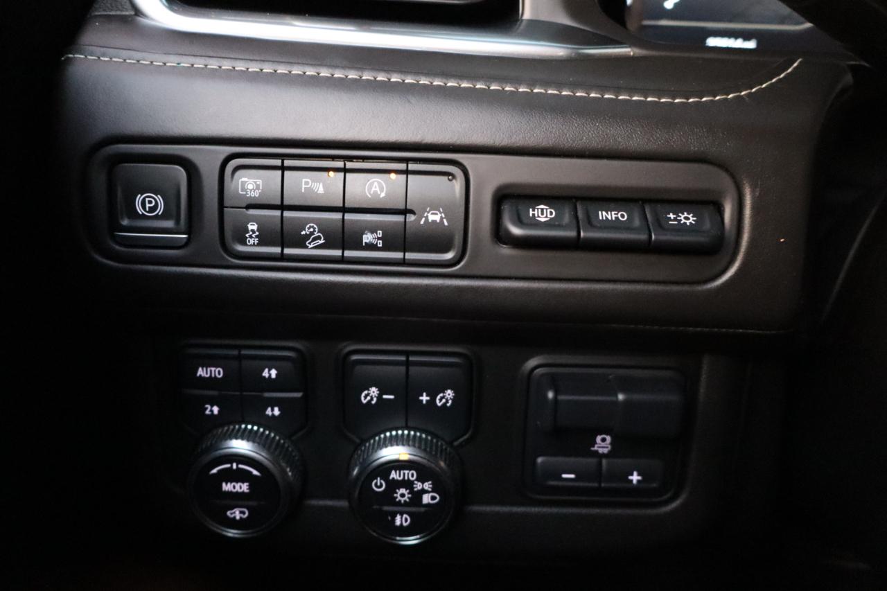 GMC Yukon XL 4WD 4dr Denali Ultimate 2023