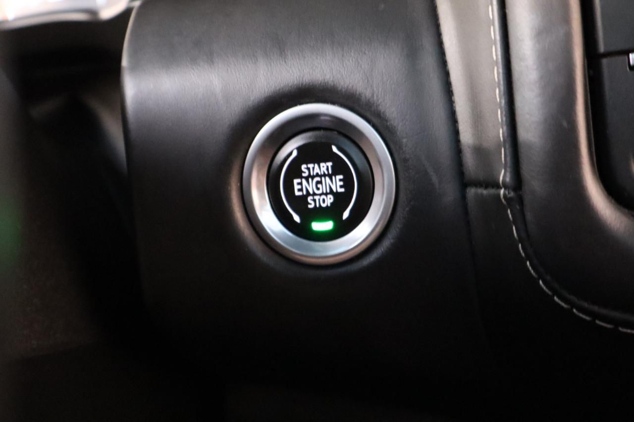 GMC Yukon XL 4WD 4dr Denali Ultimate 2023