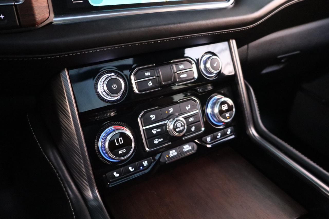 GMC Yukon XL 4WD 4dr Denali Ultimate 2023