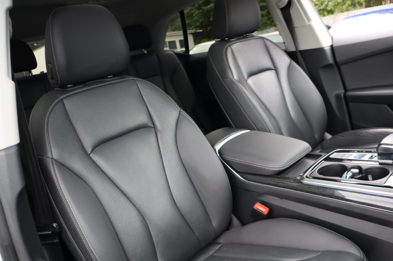 Audi Q8 photo 18