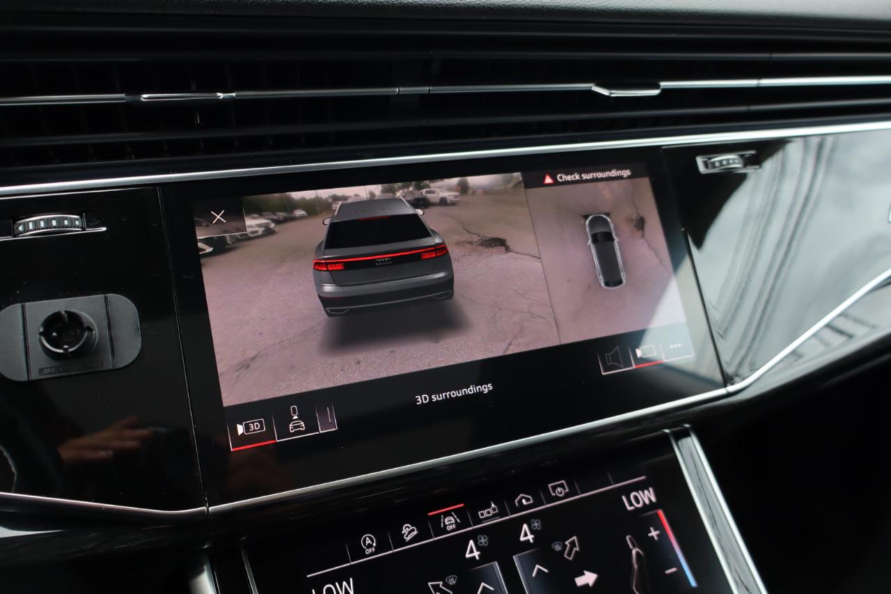 Audi Q8 photo 25