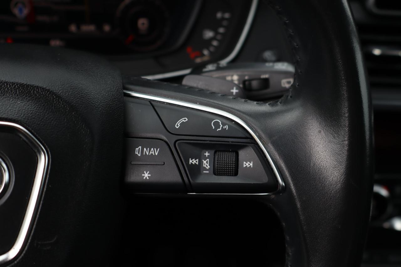 Audi Q5 photo 24