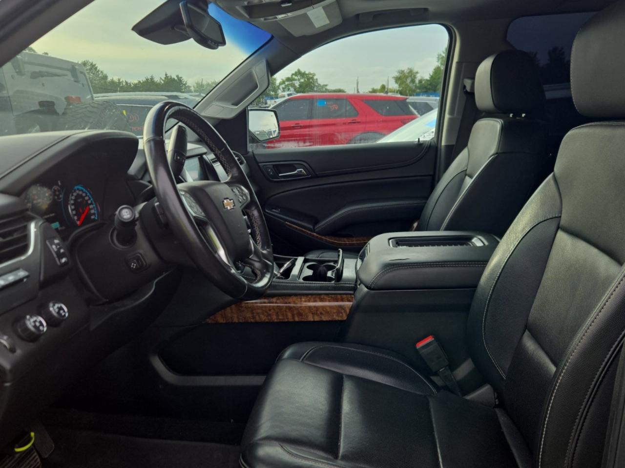 Chevrolet Suburban 4WD 4dr Premier 2018