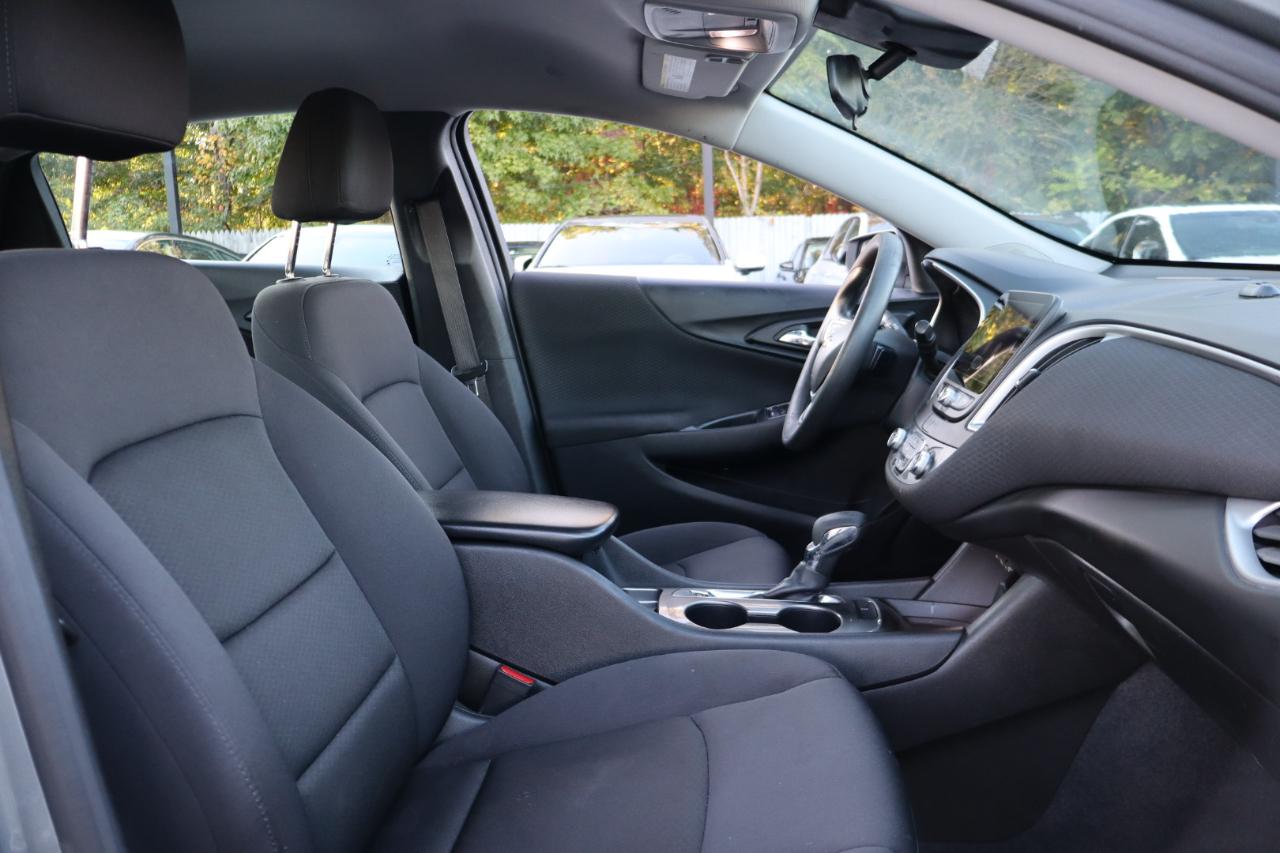Chevrolet Malibu  2023