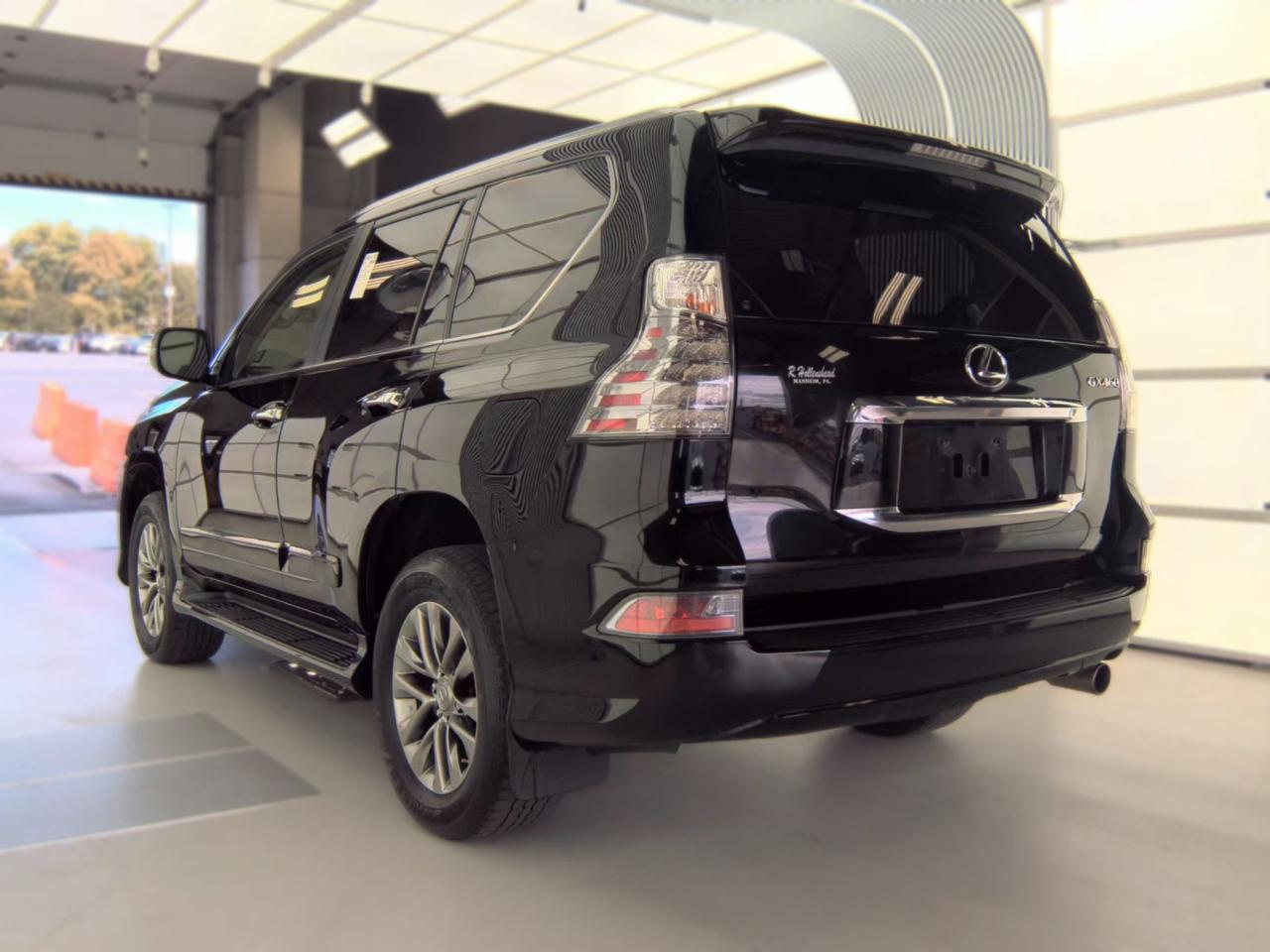 Lexus GX 460 Luxury 4D SUV 4WD 2015