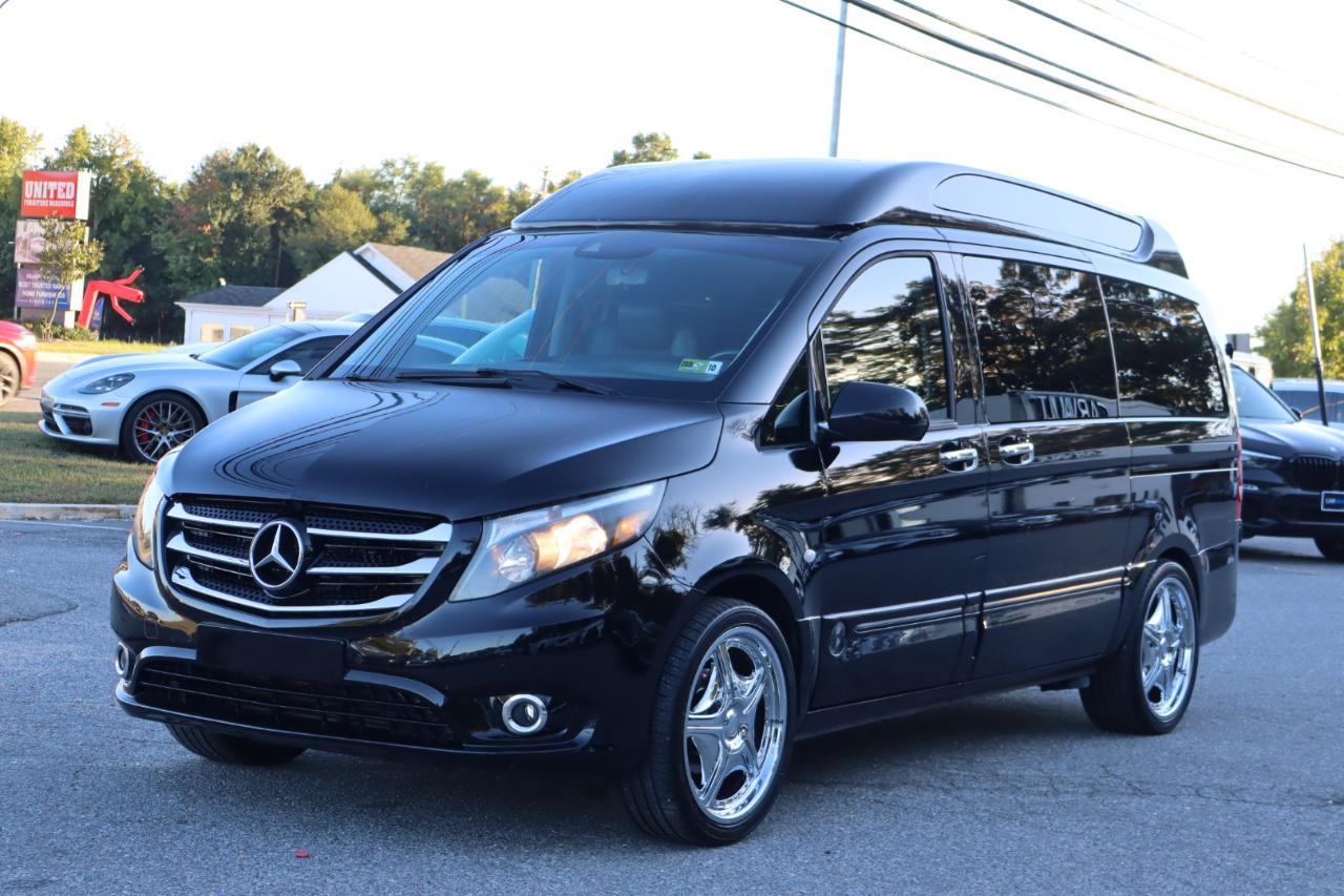 Mercedes-Benz Metris Passenger Van 2016