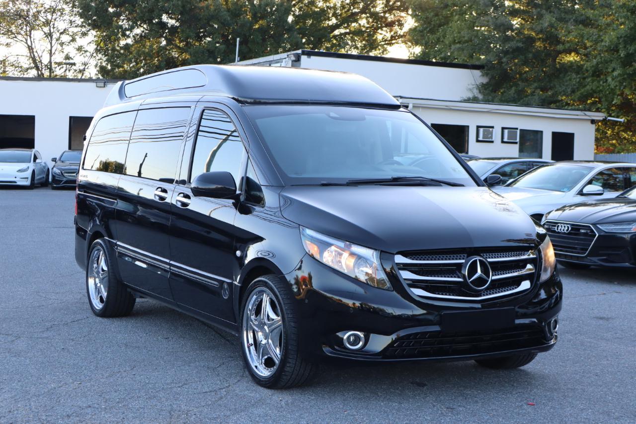 Mercedes-Benz Metris Passenger Van 2016