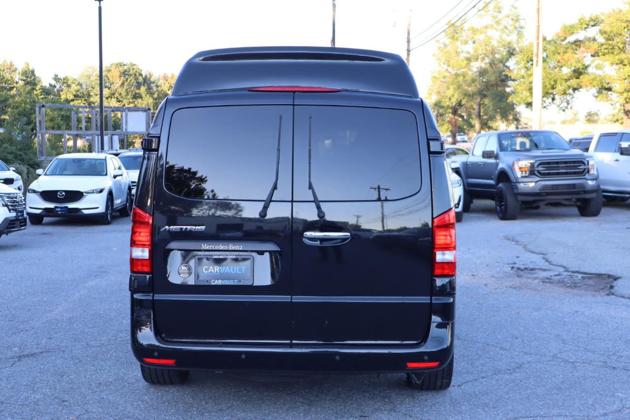 Mercedes-Benz Metris Passenger Van 2016
